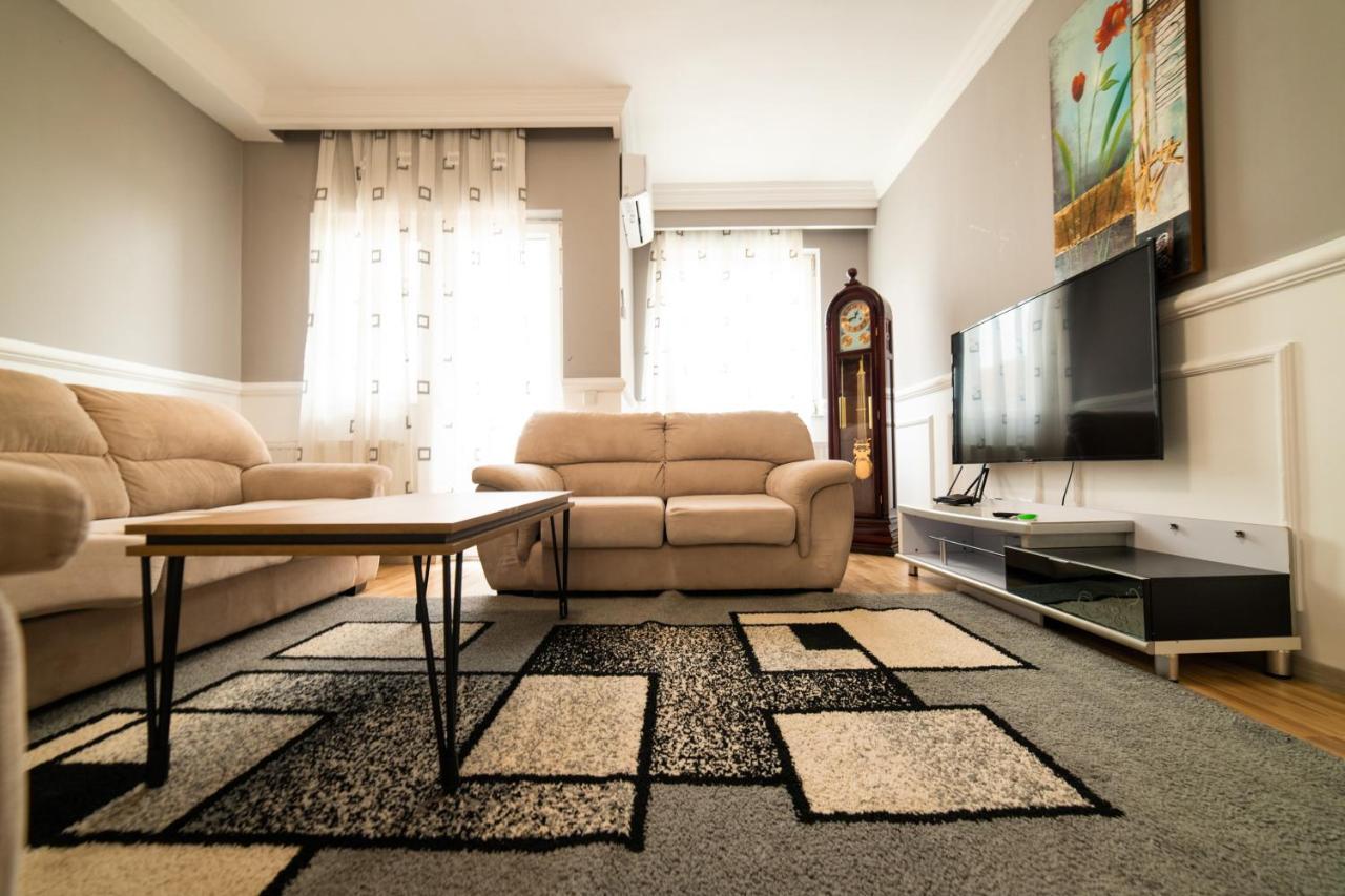 Cedartree Prishtina Apartment Pristina Exterior photo